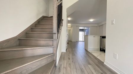 For Lease - 341 Coronation Road, Whitby, Ontario - Photo 5