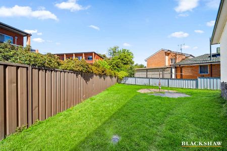 Charming Single-Level Home in Quiet Cul-de-Sac - Photo 5