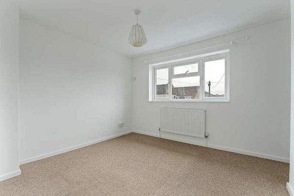 East Street, Stamford, PE9 - Photo 1