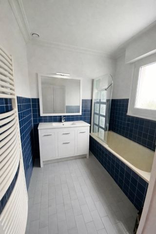 Location Maison 5 pièces 100m² ST ORENS DE GAMEVILLE 31650 - Photo 3