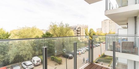 Appartement te huur in Sint-Lambrechts-Woluwe voor € 1.300 met 2 slaapkamers - Photo 2