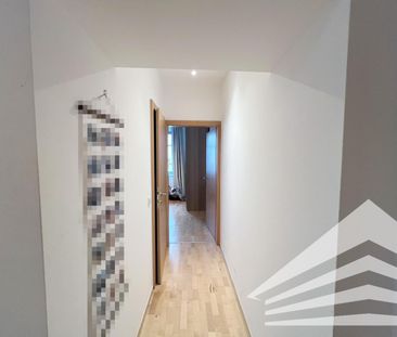 Ruhige 3 Zimmer-Wohnung mit Küche und Terrasse in bester City-Lage! - Foto 3