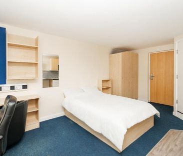Studio to rent - Photo 5