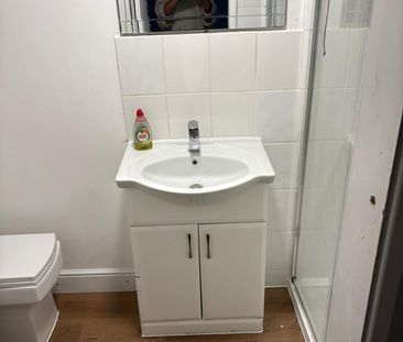Studio Flat, Mayesbrook Road, IG3 - Photo 6
