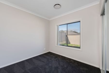 Stylish and Spacious Family Home​ - Photo 2