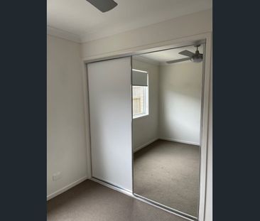 Spacious family home - Glenvale close to amenities - Photo 3