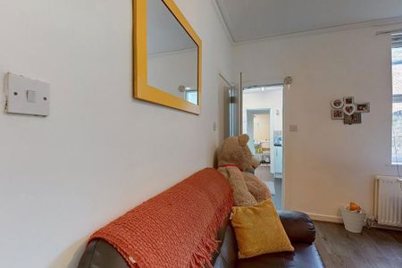 4 bedroom house to rent - Photo 3