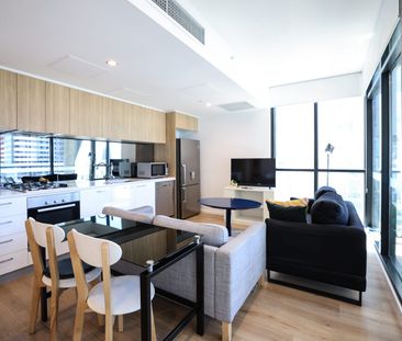 Modern Comfort Meets City Convenience - Photo 2