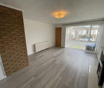 2 bedroom terraced house to rent - Photo 2
