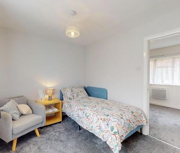 3 bedroom terraced house to rent - Photo 3