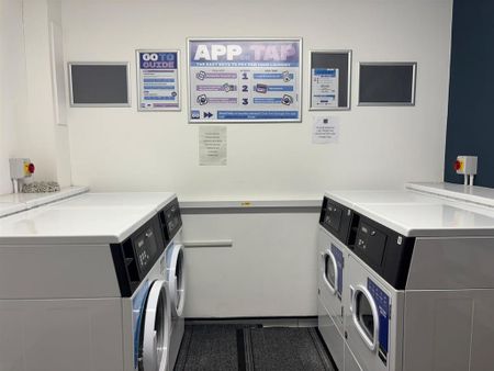 1 bedroom private hall to rent - Photo 2