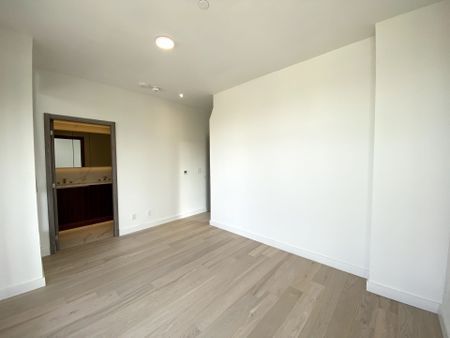For Lease - 11 mcmahon Drive Unit# 106, Toronto, Ontario - Photo 5