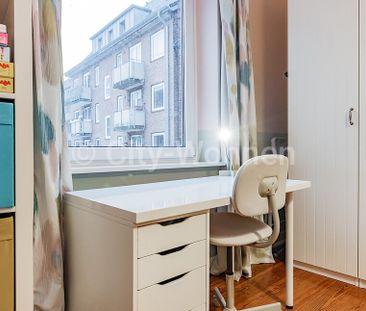 Tolle Altbauwohnung mit 2 Schlafzimmern und Balkon im beliebten Hamburg-Ottensen - Foto 1