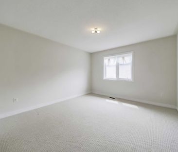 For Lease - 2 Bowkett Drive, Richmond Hill, Ontario - Photo 5