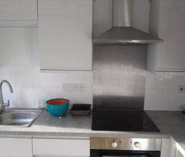 4 bedroom house share to rent - Photo 3