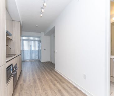 For Lease - 8 Interchange Way Unit# 5807, Vaughan, Ontario - Photo 2