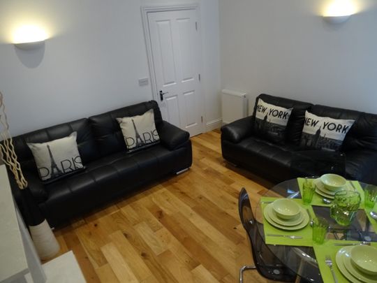 3 Double Bed Apartment Myrtle Grove Jesmond - Photo 1