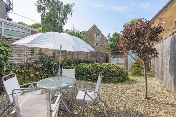 4 bedroom terraced house to rent - Photo 1