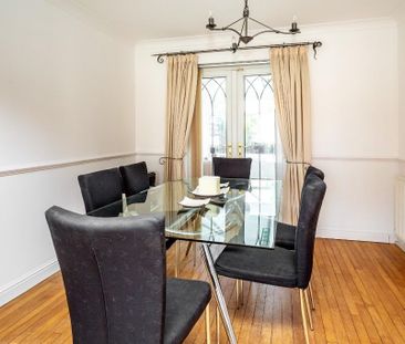 3 bedroom detached house to rent - Photo 3