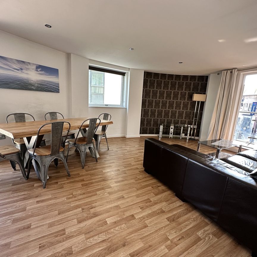 2 Bed Flat, Avalon, BN1 - Photo 1