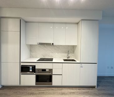 For Lease - 8 Interchange Way Unit# 2111, Vaughan, Ontario - Photo 3