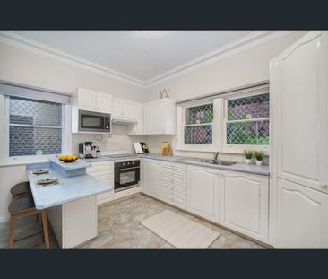 54 Figtree Crescent, Figtree, NSW 2525 - Photo 3