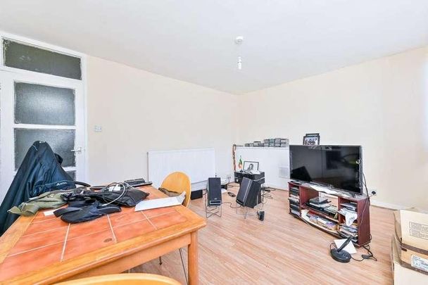 Kettleby House, Brixton, SW9 - Photo 1