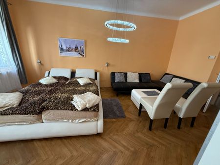 Pronájem bytu 2+1 • 66 m² bez realitkyVoroněžská, Praha - Vršovice - Photo 2