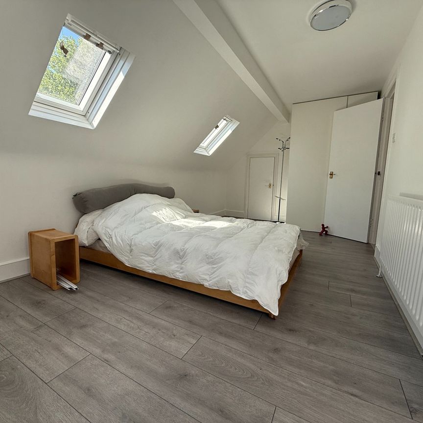 2 Bed Flat, Hurstbourne Road, SE23 - Photo 1