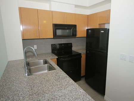 For Lease - 16 Yonge Street Unit# 2804, Toronto, Ontario - Photo 5
