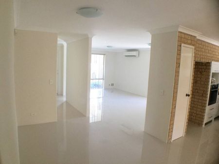 LARGER THAN YOU THINK! - Photo 3