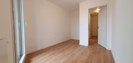 Location Appartement 4 pièces 89m² - Photo 2