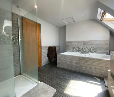 1 bedroom in a house share to rent - Photo 6