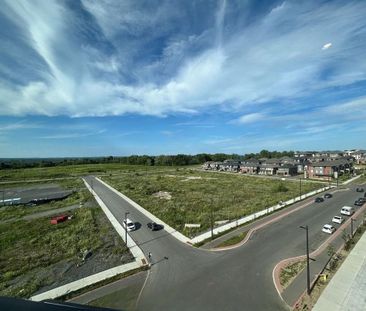 For Lease - 1350 Hemlock Road Unit# 605, Manor Park - Cardinal Glen... - Photo 1