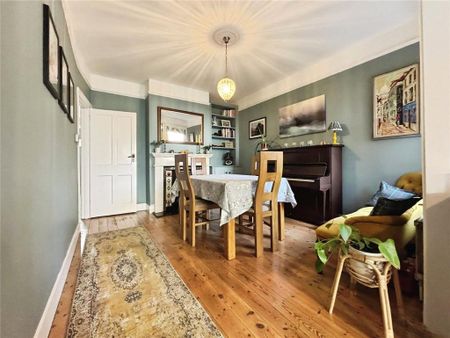 3 bedroom semi-detached house to rent - Photo 3