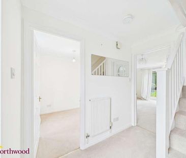 Warkworth Close, Banbury, OX16 - Photo 2
