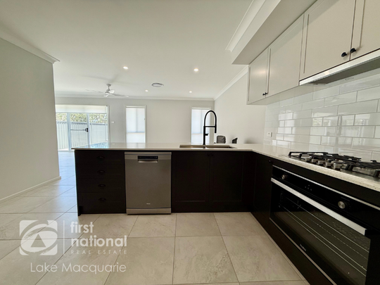 14 Willandra Way, Edgeworth NSW 2285 - House For Rent | Domain - Photo 1