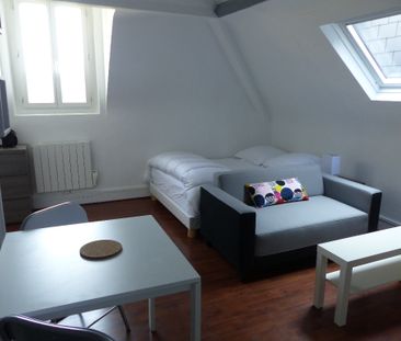 Location Appartement 1 pièce 17m² - Photo 3