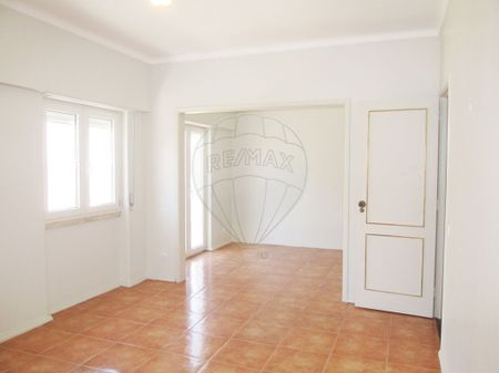 Apartamento T5 em Lisboa - Photo 2