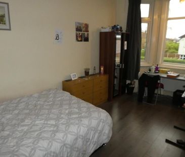 5 bedroom terraced house to rent - Photo 3