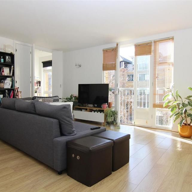 2 bedroom flat to rent - Photo 1