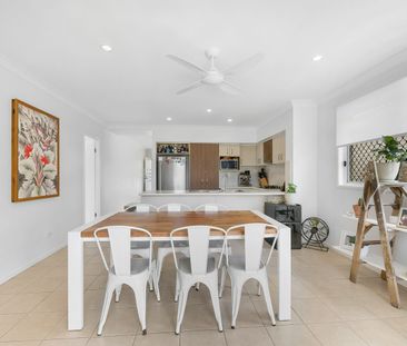 Spacious 3-Bedroom Home + Office - Photo 6