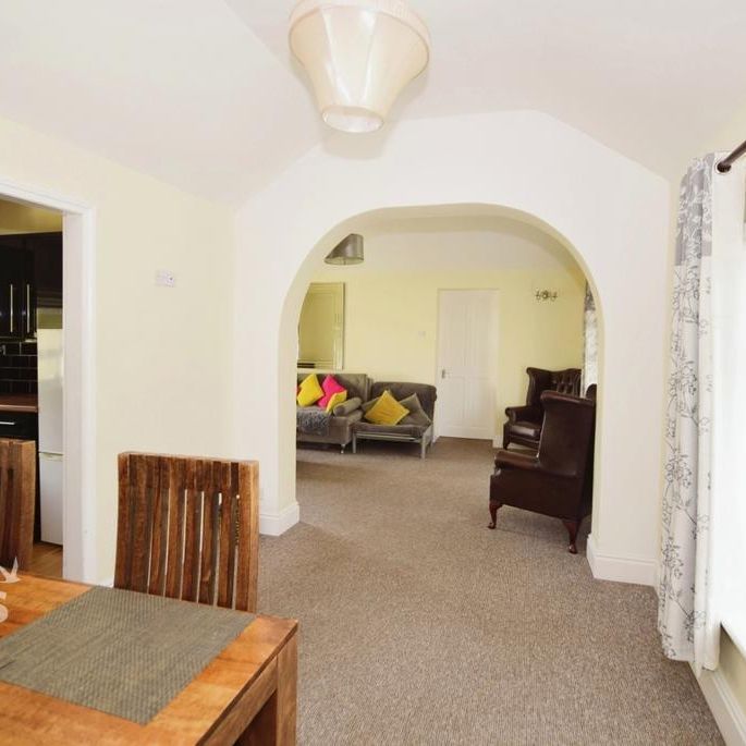 3 bedroom maisonette to rent - Photo 1