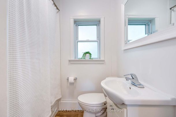 For Lease - 284 Gledhill Avenue Unit# 2, Toronto, Ontario - Photo 1