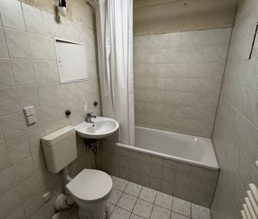 Heimwerker aufgepasst - Gemütliche 3-Zimmer Wohnung in Hellersdorf - Photo 2