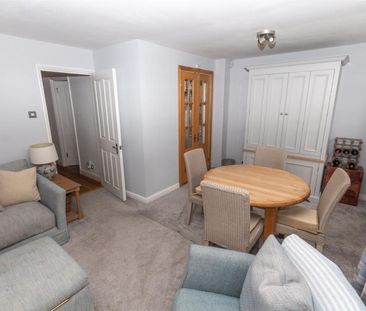 4 bedroom House To Let - Photo 3