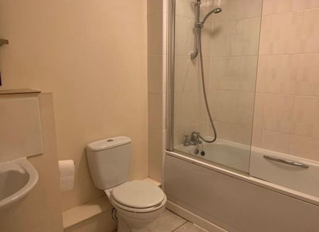 2 Bed Flat, Holyhead Road, CV1 - Photo 5