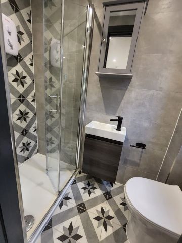 Studio Flat, Glenister Park Road, SW16 - Photo 5