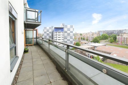 2 bedroom apartment to rent - Photo 4