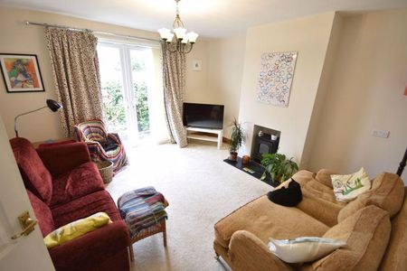 3 bedroom detached house to rent - Photo 2